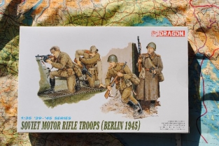 DML6019  SOVIET MOTOR RIFLE TROOPS 